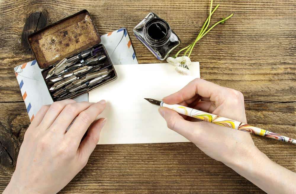 girl writing love letters